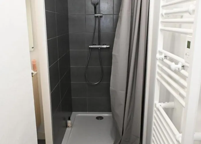 Maison De Charme A Sur Allier, Jardin Paisible, Ideal Pour 4 Pers., Linge Fourni - Fr-1-489-372 *